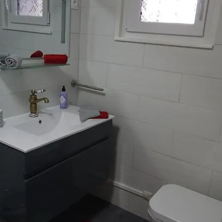 D'hotes De L'avison 3*