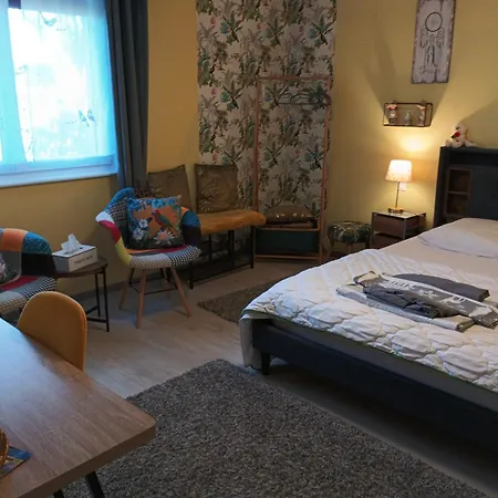 D'hotes De L'avison Bed & Breakfast