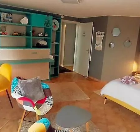 D'hotes D 'avison Oda ve Kahvaltı