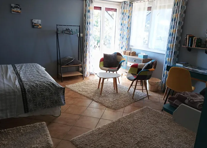 D'hotes D 'avison Nocleg ze śniadaniem 3*