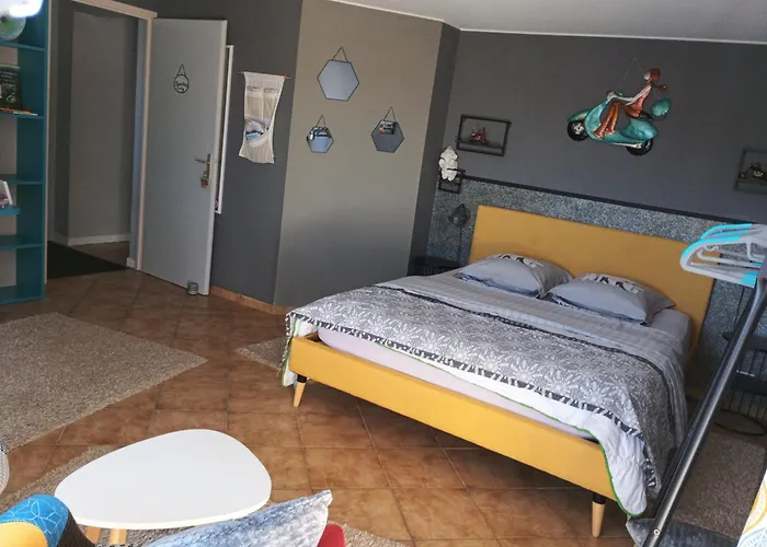 D'hotes D 'avison 3*