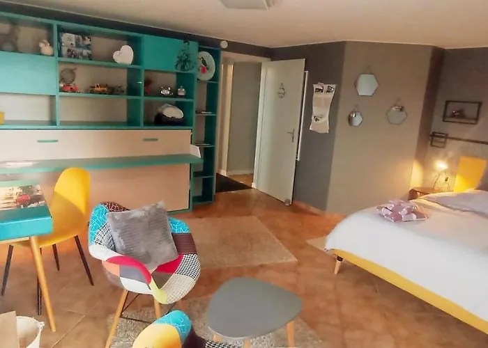 D'hotes D 'avison 3*